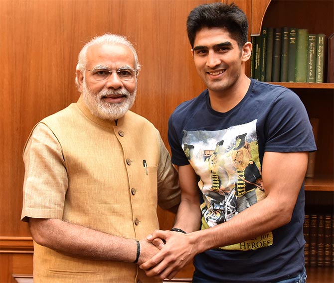Boxer Vijender Singh  Height, Weight, Age, Stats, Wiki and More